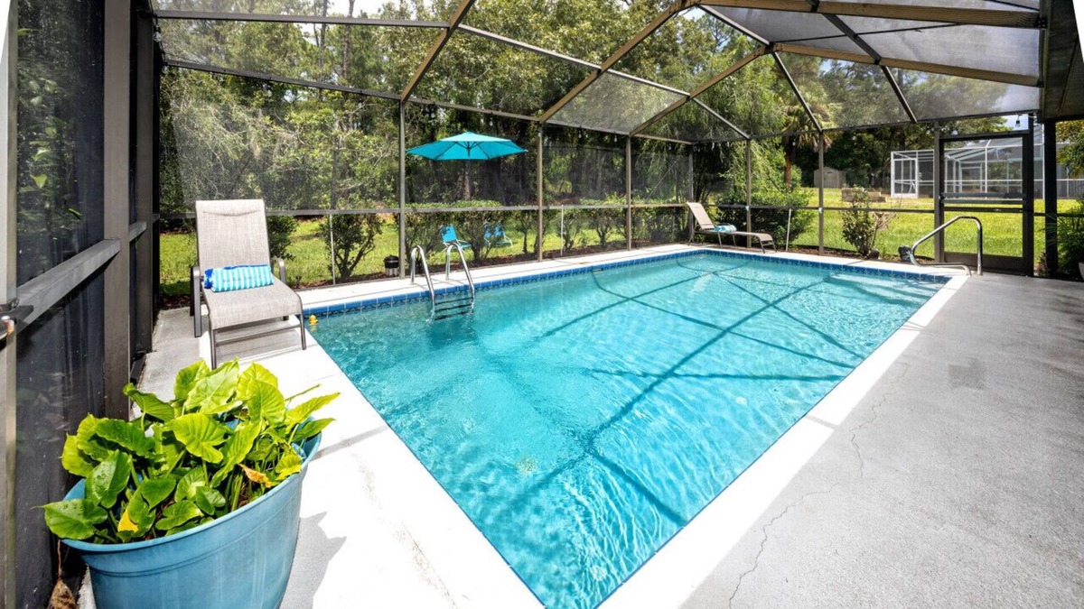 Bayport House | Weeki Wachee House - Private Pool & Nearby to Nature Preserves