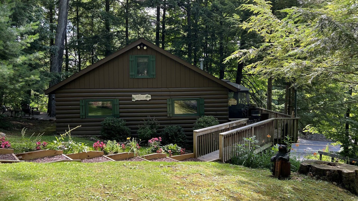Bolton Landing Cottage | Weekly rental, Sat-Sat Across the street from beach and walking distance to town