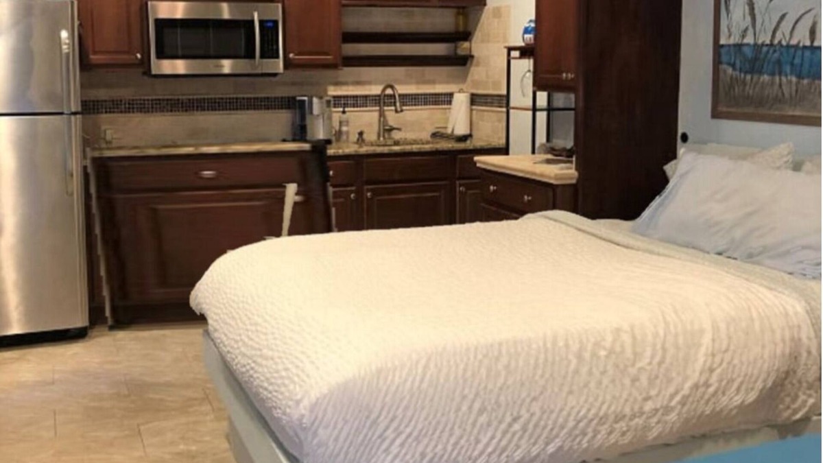 Wellington Apartment | WEF Sabar Bungalow minutes to Wellington Equestrian Festival
