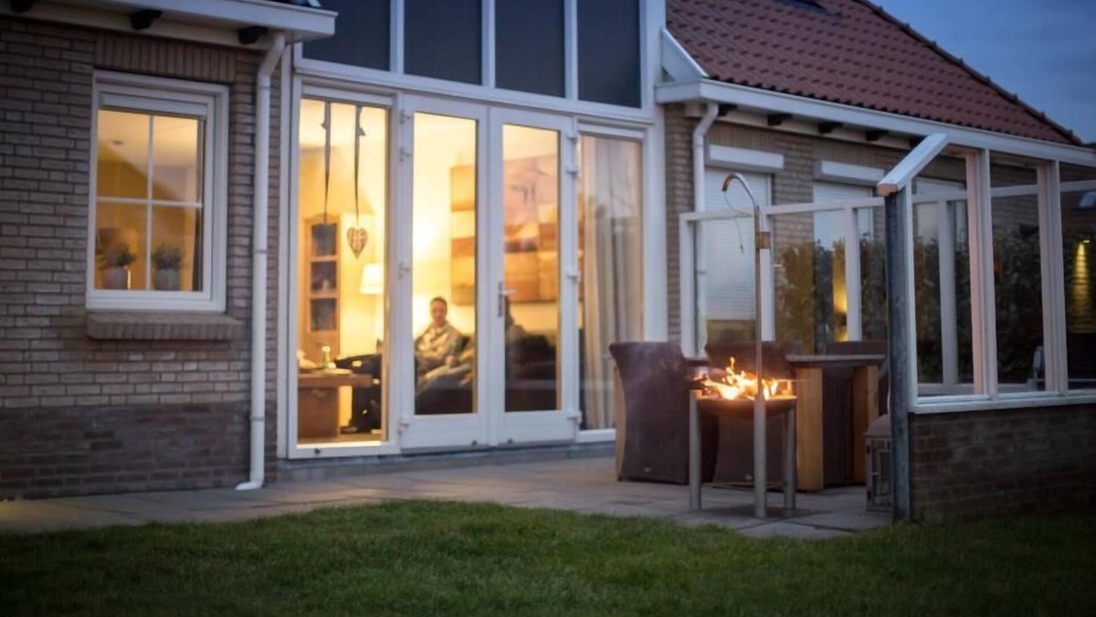 Ameland Apartment | Weidevilla 14 8 beds, 1 cot, 1 saunas and 2 bathrooms
