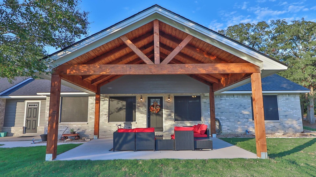 College Station House | Welcome to Aggieland’s newest Peaceful Game Day Haven Retreat with a Game Room