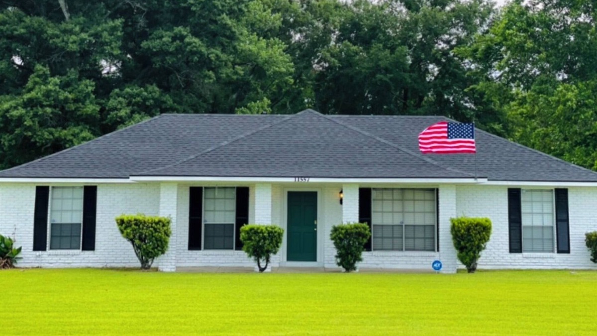 Baton Rouge House | "WELCOME TO ARTHUR’S PLACE! IDEAL FOR LARGE GROUPS AND PET FRIENDLY."