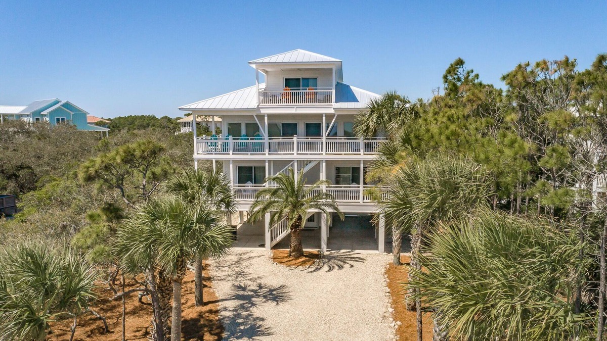 Treasure Beach Village House | Welcome to BEACH BEAUTY!