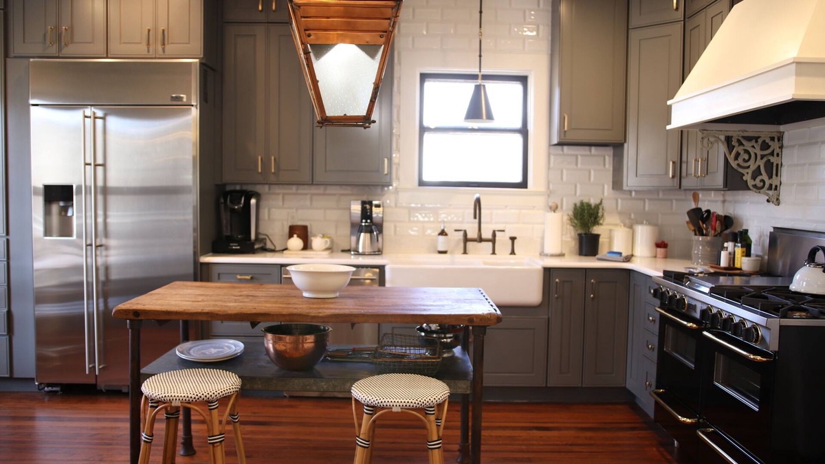Mason Cottage | Welcome to Casa Blanca, Hill Country Luxury.