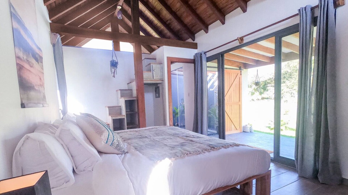Veraguas Resort | WELCOME TO CATALINA’S HIDEAWAY