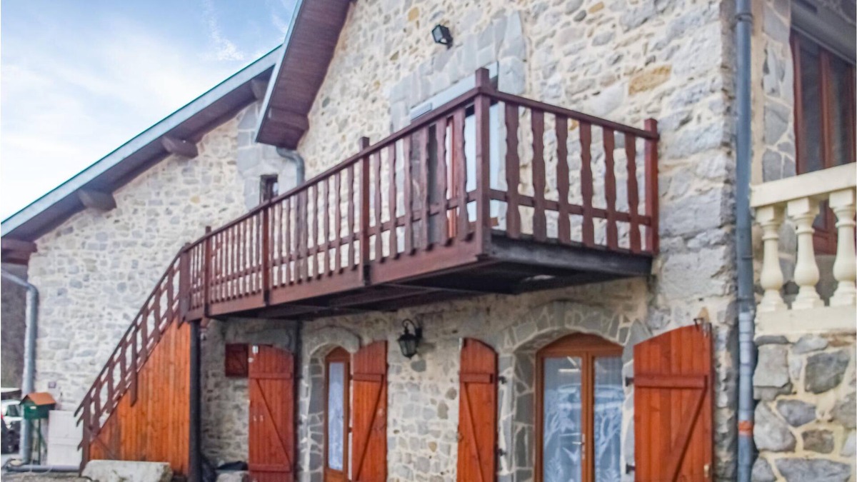 Chanaz House | Welcome to Chanaz ? an exceptional house for your family vacation.
