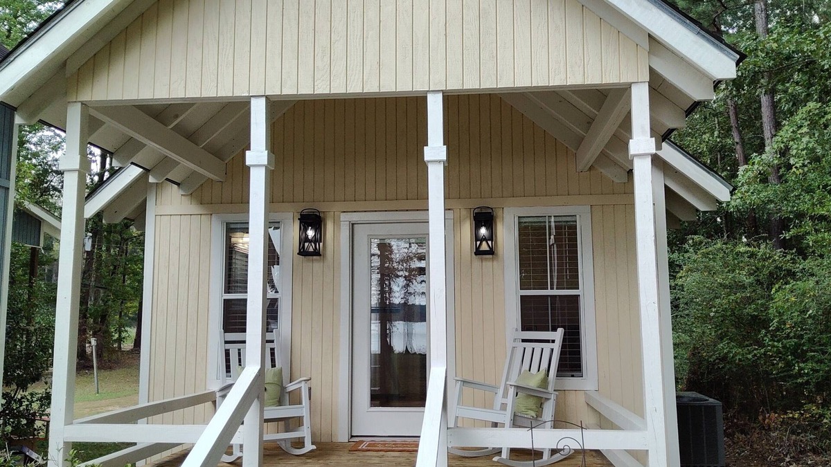 Calion House | Welcome to Cypress Shores on beautiful Calion Lake