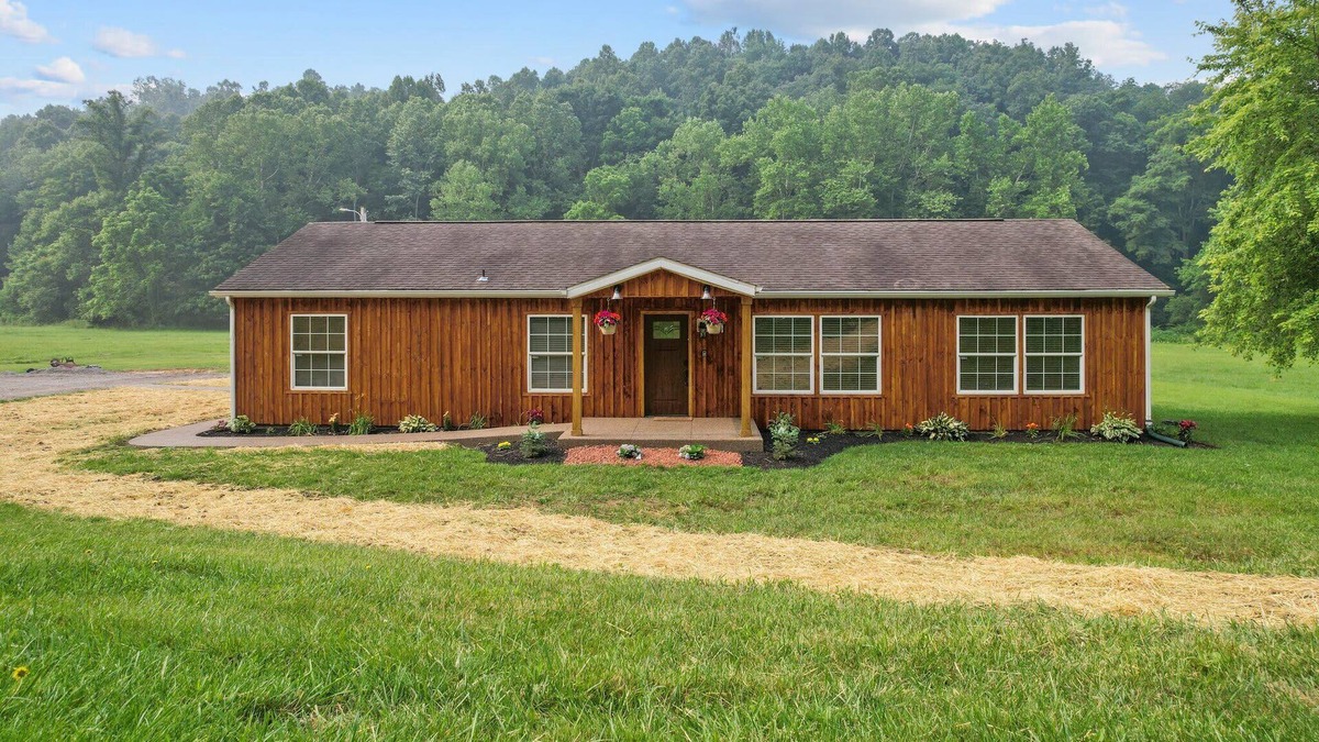 Carbon Hill Cabin | Welcome to Deer Run Retreat