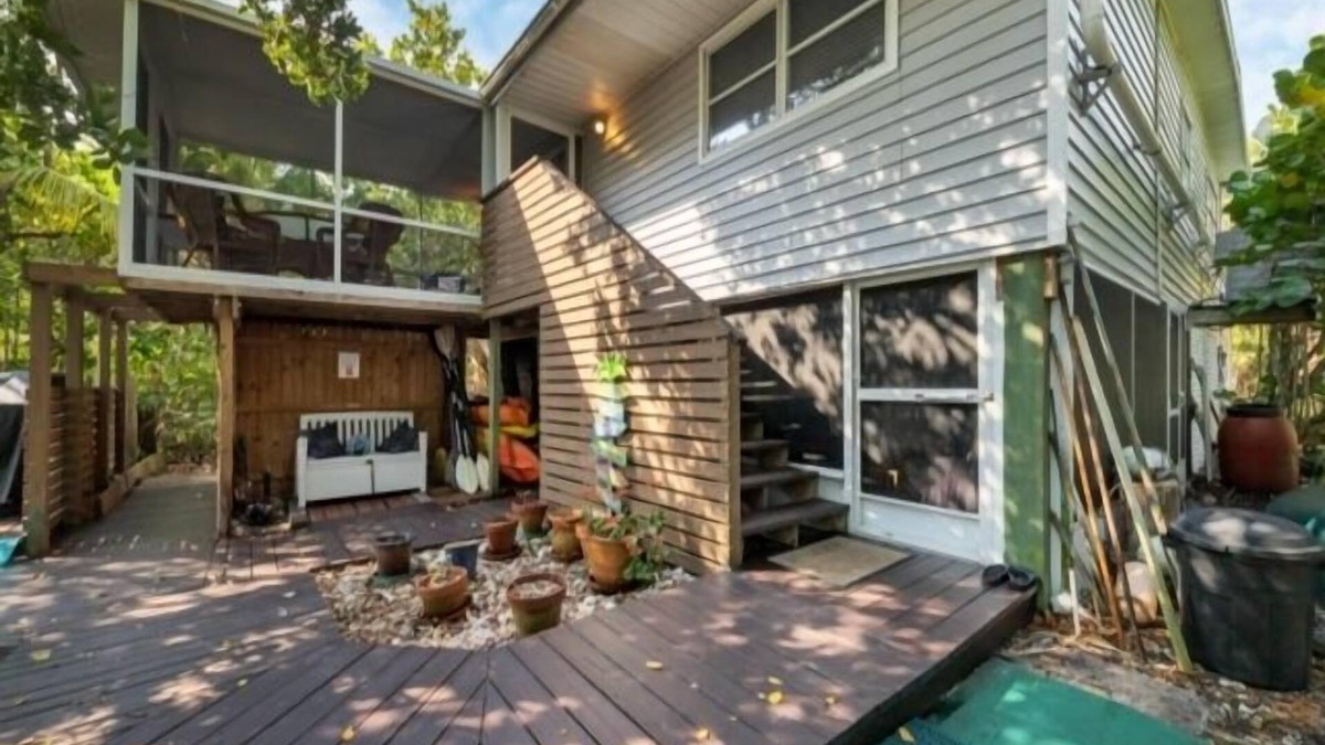 Placida House | Welcome to DOCKTAILS - direct Bayfront - tropical private island - PRIVATE DOCK