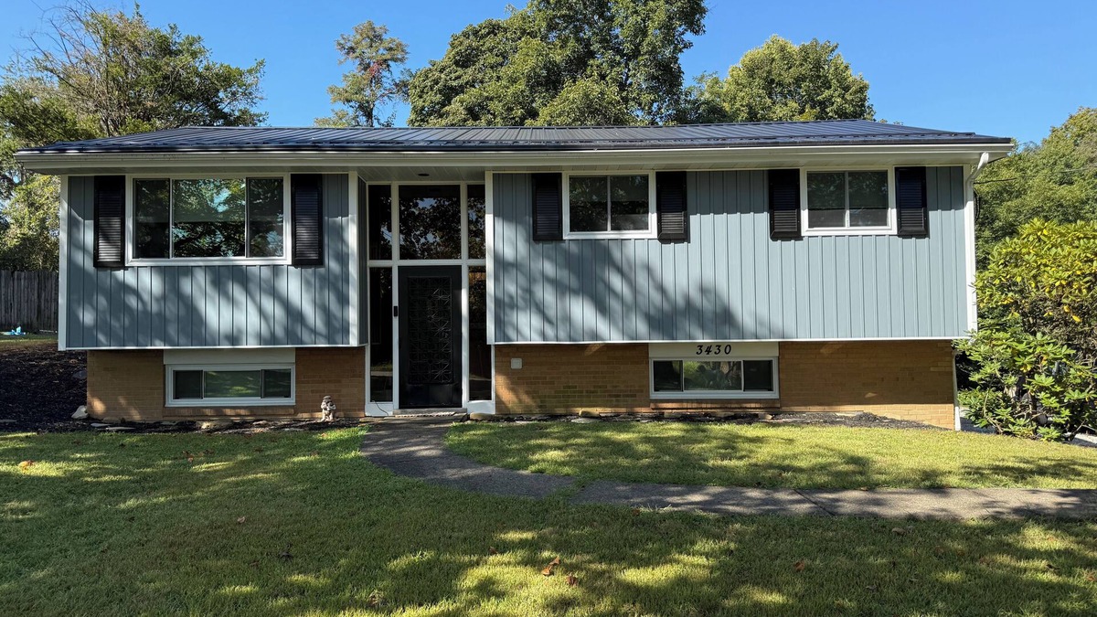 Elrama House | Welcome to Finley-Villa! A cozy 3-bedroom, 3 full bath house in Finleyville