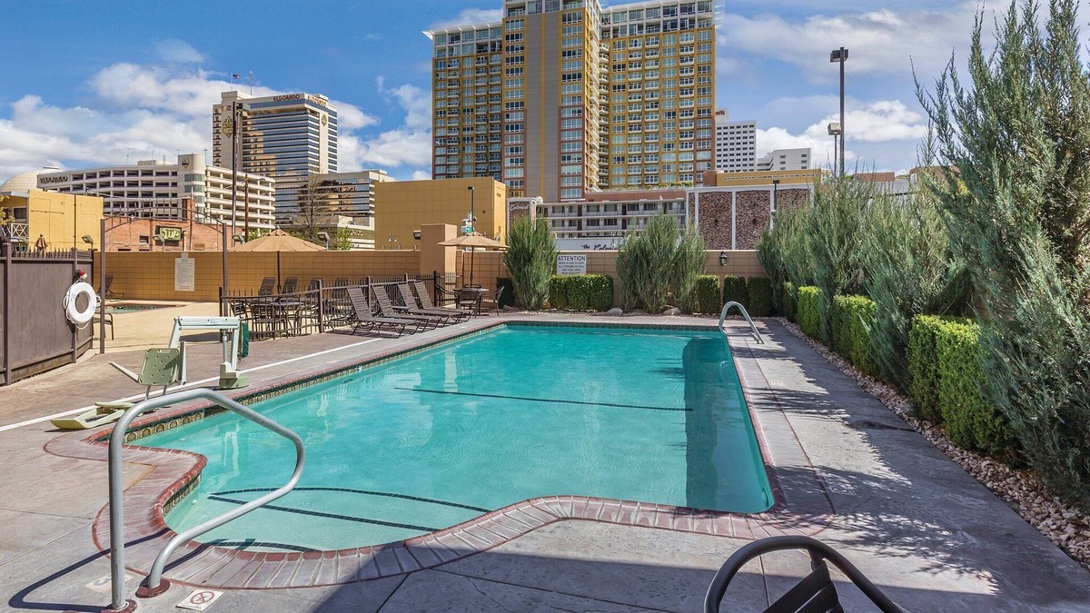 Downtown Reno Resort | Welcome to fun in every direction !