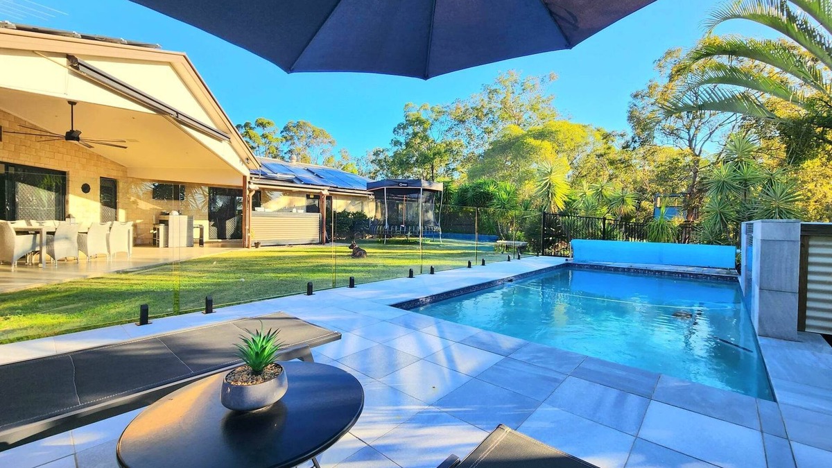 Cashmere House | Welcome to Hacienda on the Hill