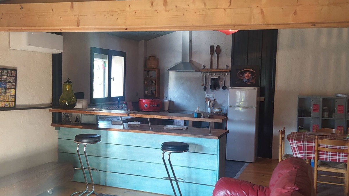 Rouffiac-d'Aude Apartment | Welcome to l'atelier, a comfortable loft equipped for a pleasant stay.