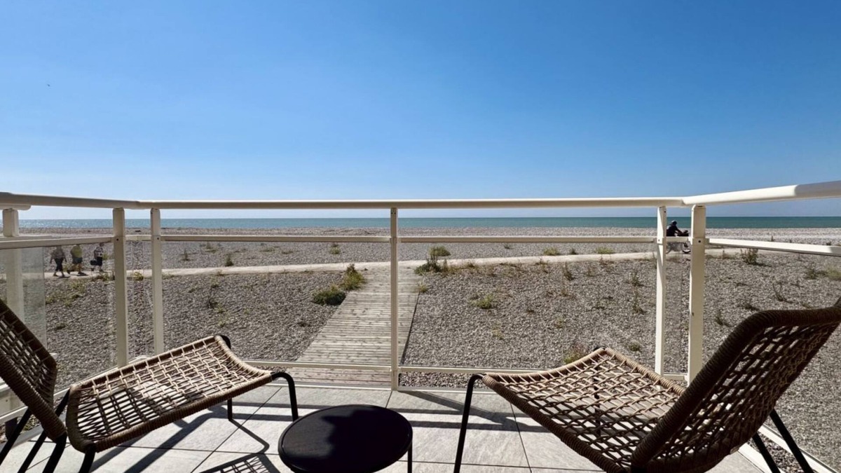 Cayeux-sur-Mer Apartment | Welcome to La Vigie, a charming apartment designed for an unforgettable stay in Paris.