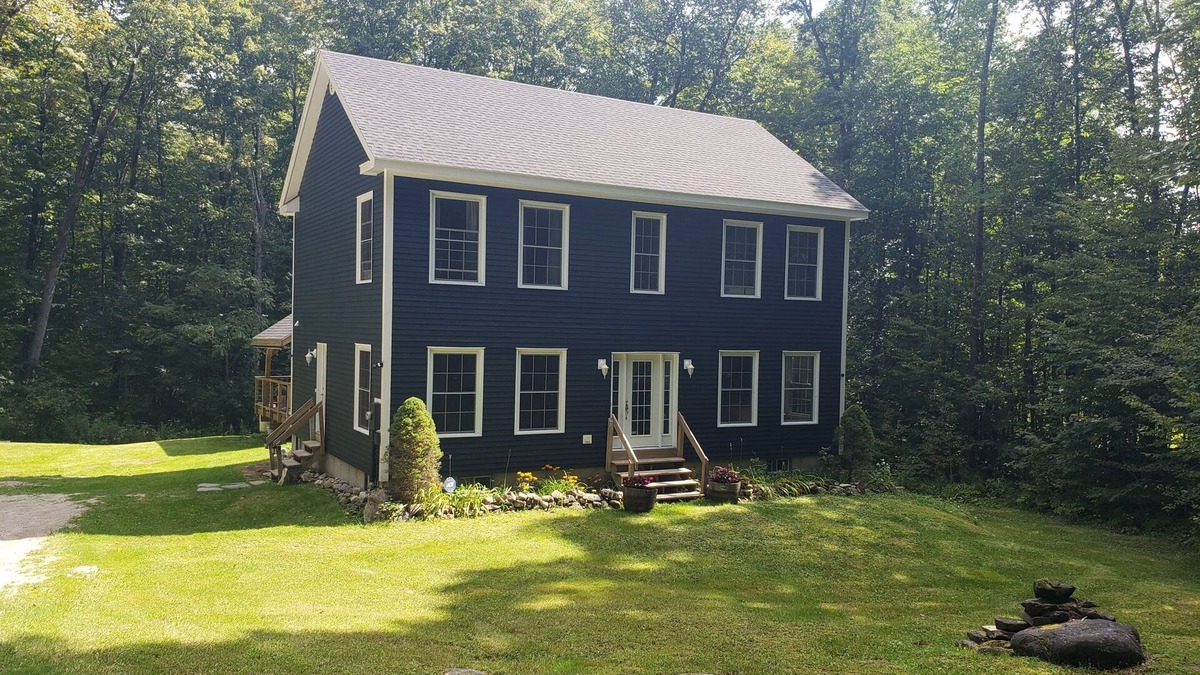 Manchester Center House | Welcome to Laurel Hill in Beautiful Manchester VT 5 Bedrooms Sleeps 10 EVCharger