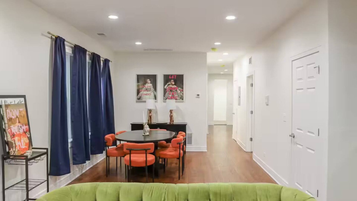 Little Village Apartment | Welcome to Lux! 2BR in Chicago!