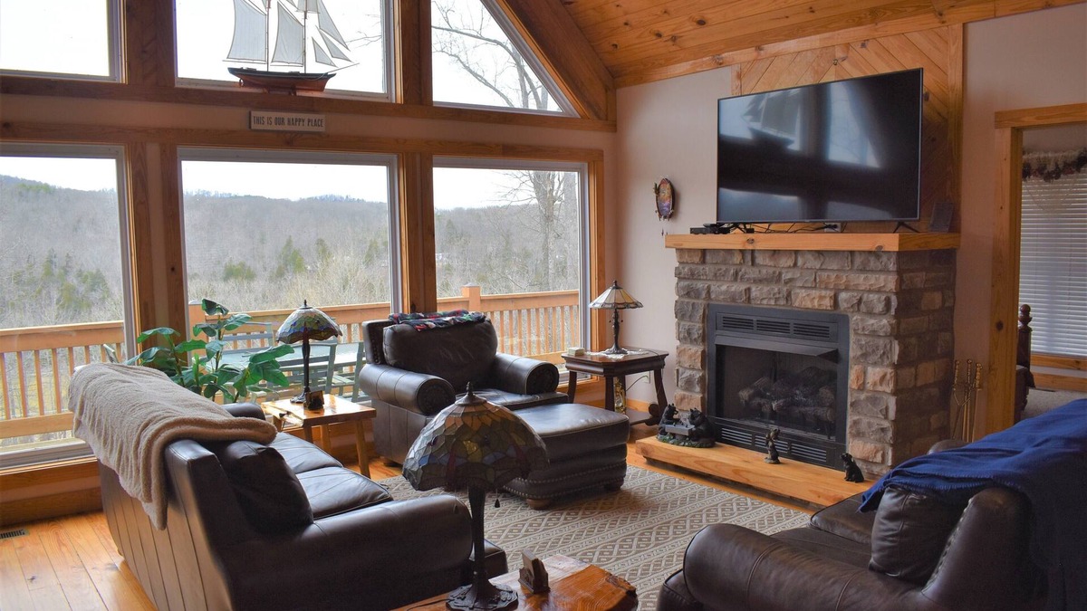 Sloans Valley House | Welcome to M&M Retreat – Your Lake Cumberland Escap