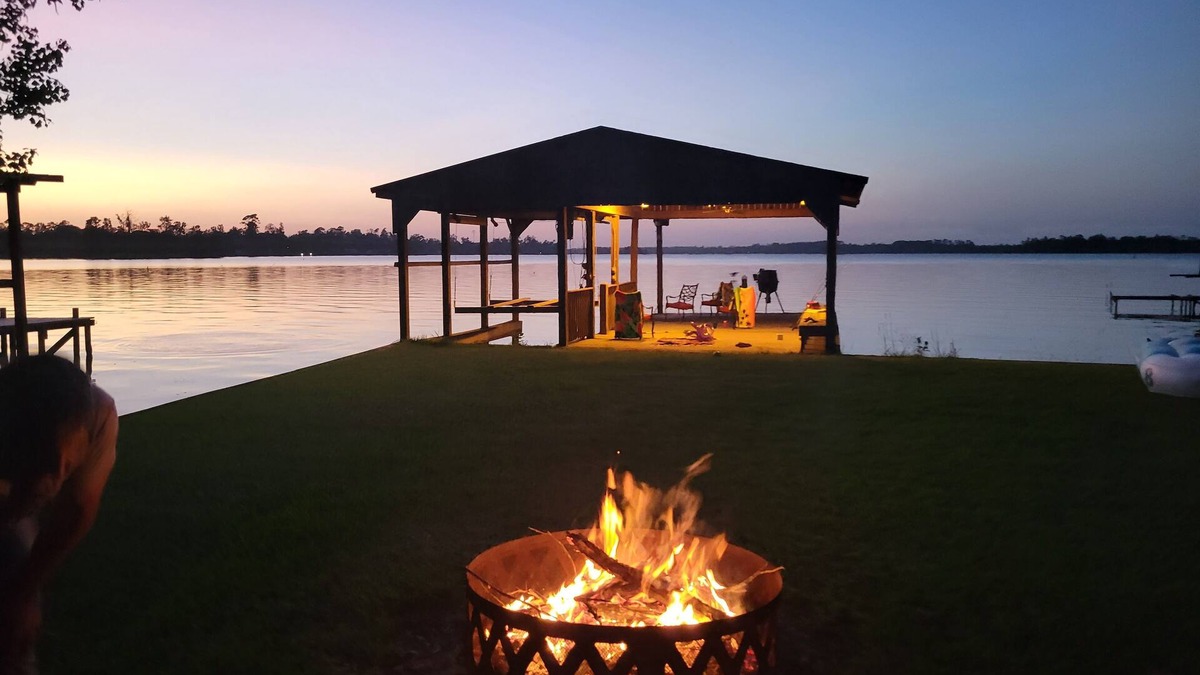 Dry Creek House | Welcome to Maison de Couillon! Beautiful lake house on serene Bundick Lake!