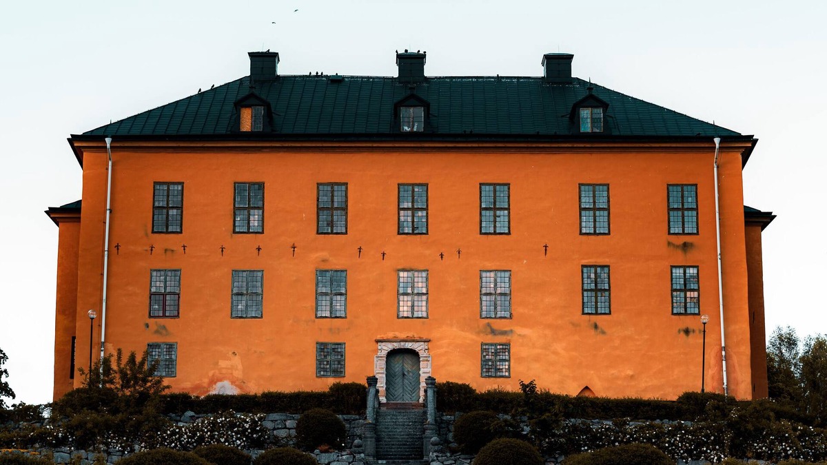 Sigtuna Other | Welcome to Mr Charles most prestigious castle!