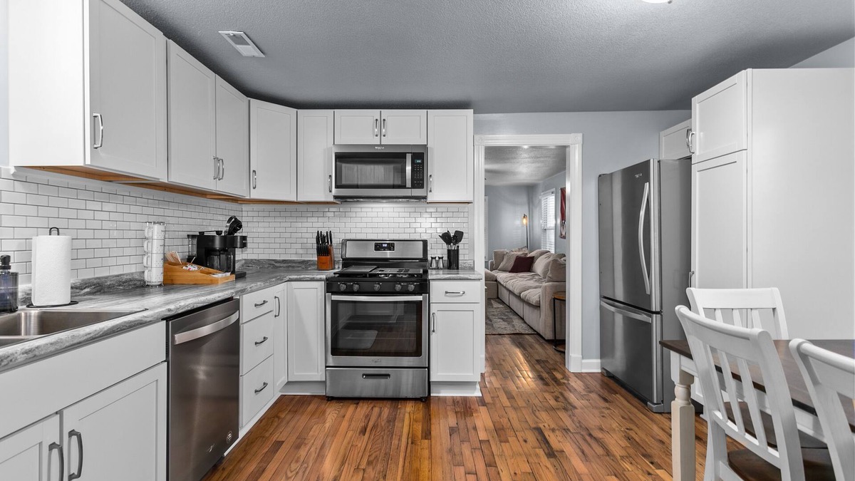 Warrensburg House | Welcome to Mule Country MOWAMI214