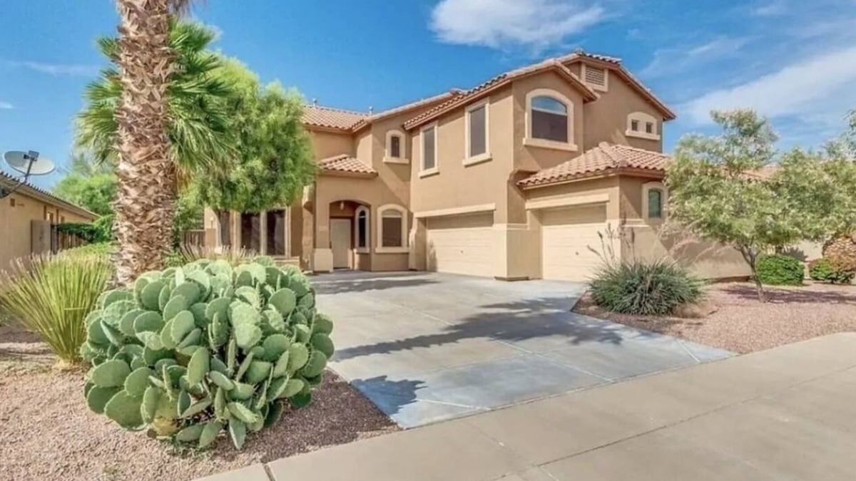 Sarival Gardens House | Welcome to my Beautiful Home away from Home!