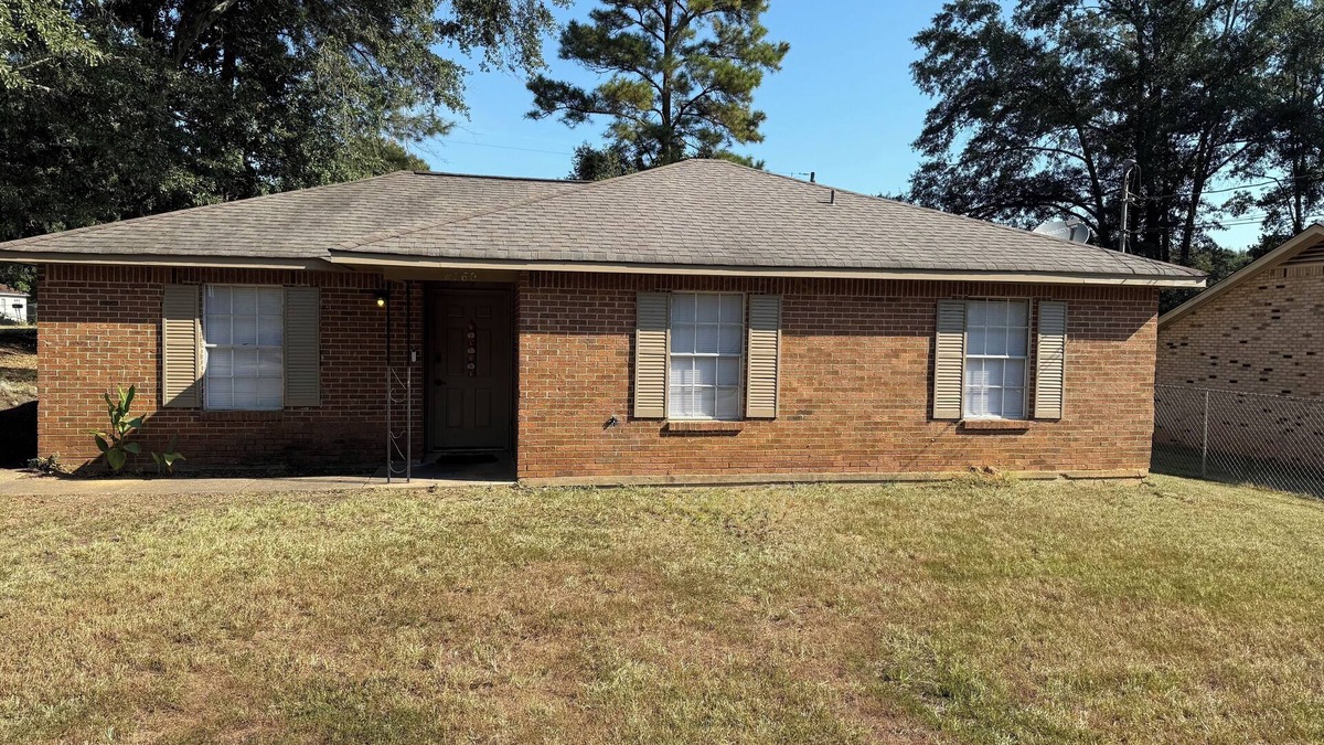 Montgomery House | Welcome to our 3-bedroom, 2-bath getaway just minutes from Montgomery Airport!