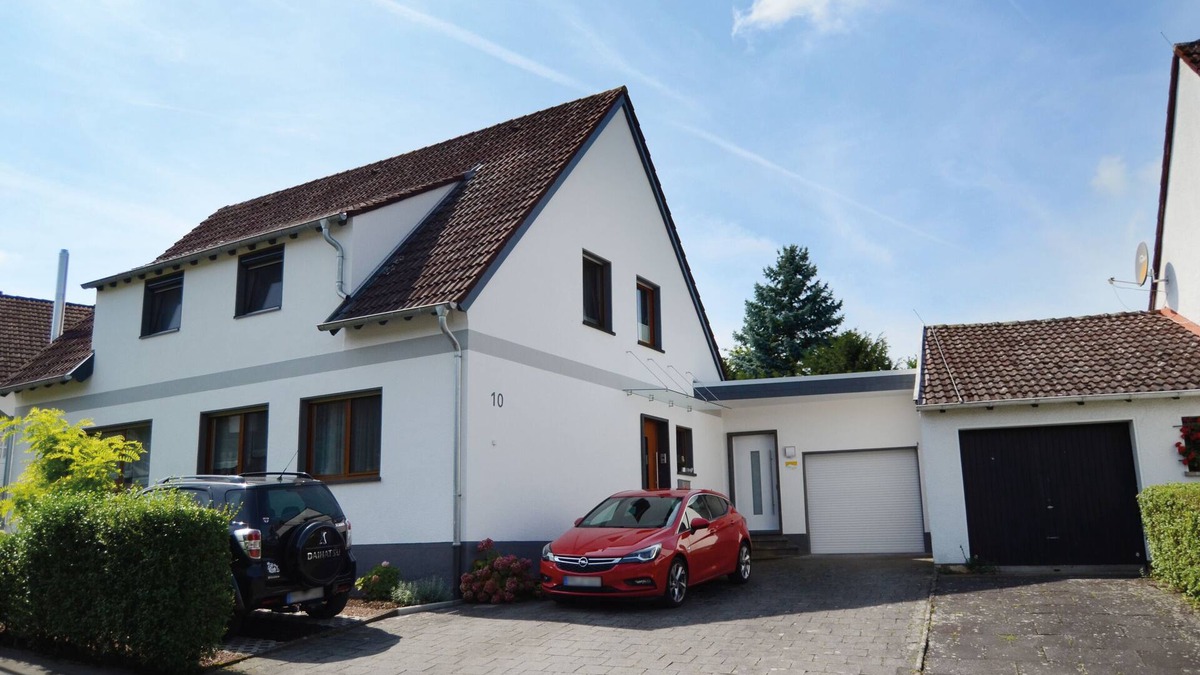Pellenz Apartment | Welcome to our 4 star apartment Im Rosental in Andernach am Rhein
