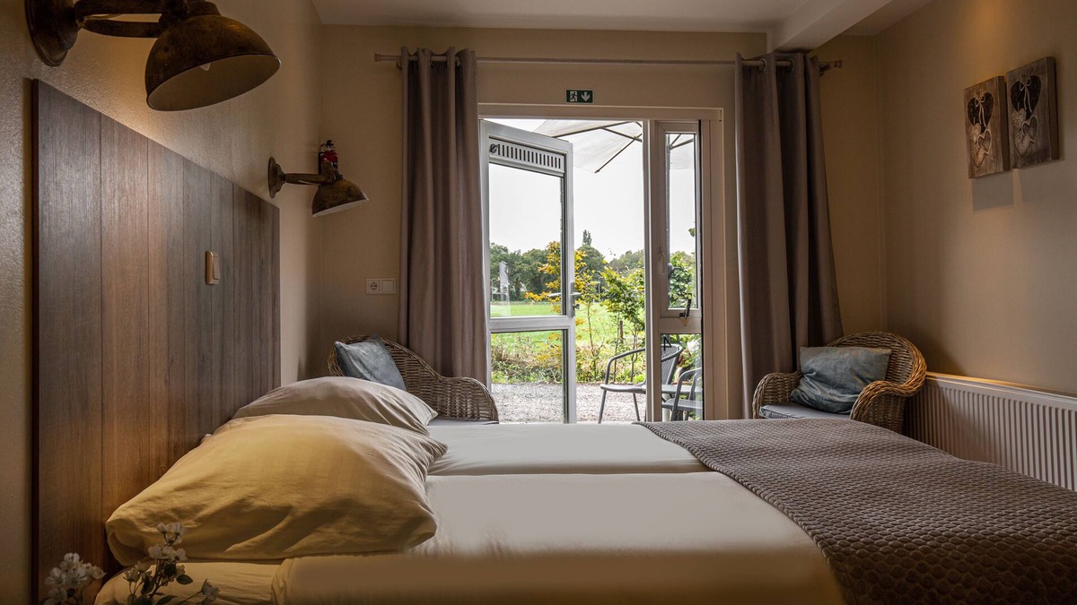 De Glind Bed & Breakfast | Welcome to our beautiful bed and breakfast, pure quality of h