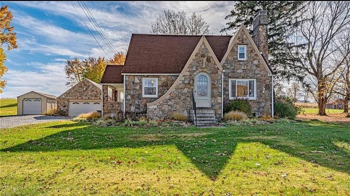 Jones Mills Cottage | Welcome to our Cottage in the Laurel Highlands!