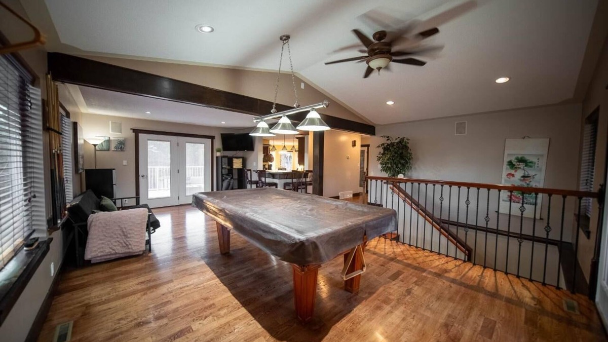 East Kootenay House | Welcome to our Mountain Home, a private getaway.