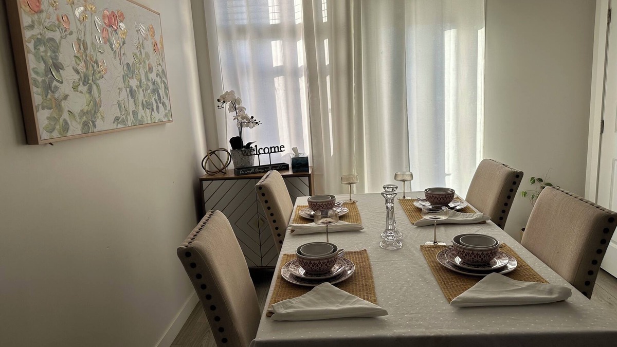 Lethbridge House | Welcome to our nice house and tastefully decorated to make you feel welcomed
