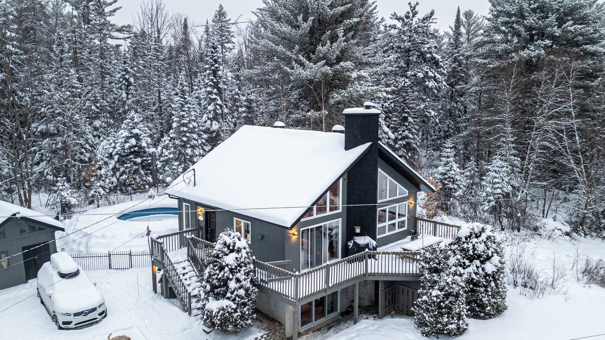 Chertsey Ski Chalet | Welcome to our peaceful O family chalet in Chertsey