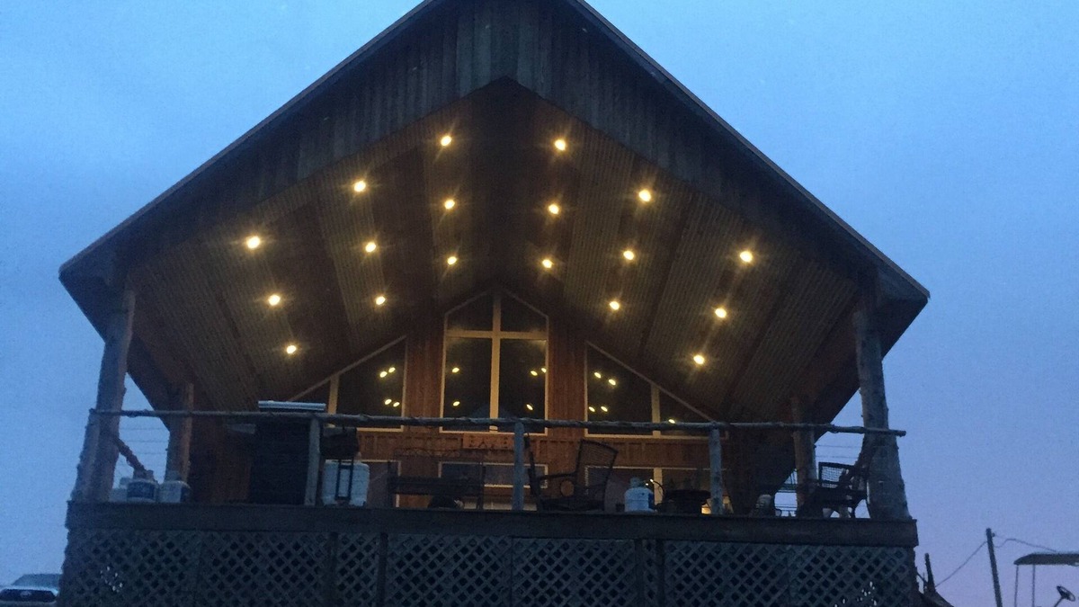 Gillham Cabin | Welcome to our wonderful riverfront property located on the Cossatot River!