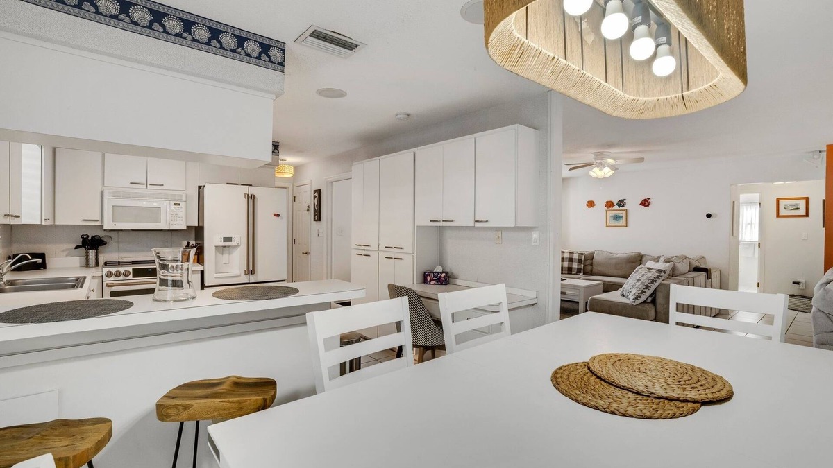 Carlouel House | Welcome To Paradise - A Weekly Beach Rental 3 Bedroom Home by RedAwning