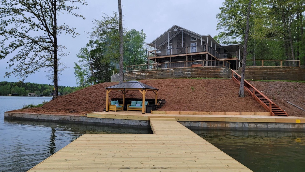 Little Kowaliga House | Welcome to Paradise: Stunning Lakefront Home on Lake Martin!