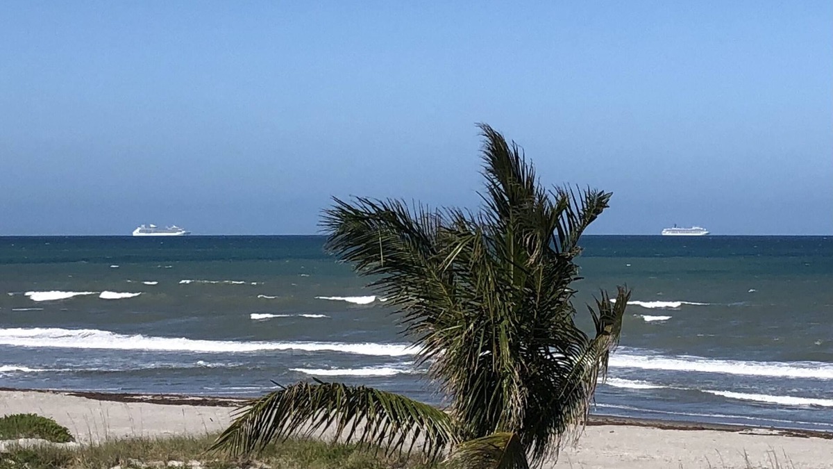 Crescent Beach Condo | Welcome to Paradise. Amazing ocean front view from your own private deck.