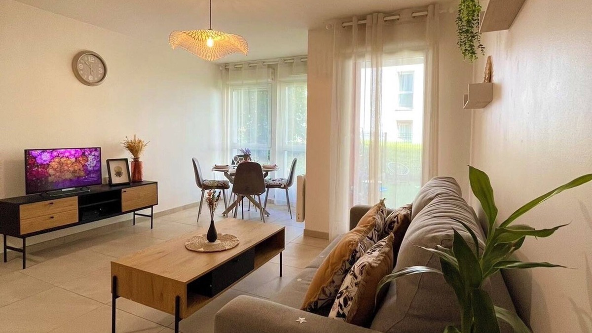 Vitry-sur-Seine Apartment | Welcome to Paris! Charmant T3 Super Cosy, Grande Place de Parking Gratuite,1-6 p