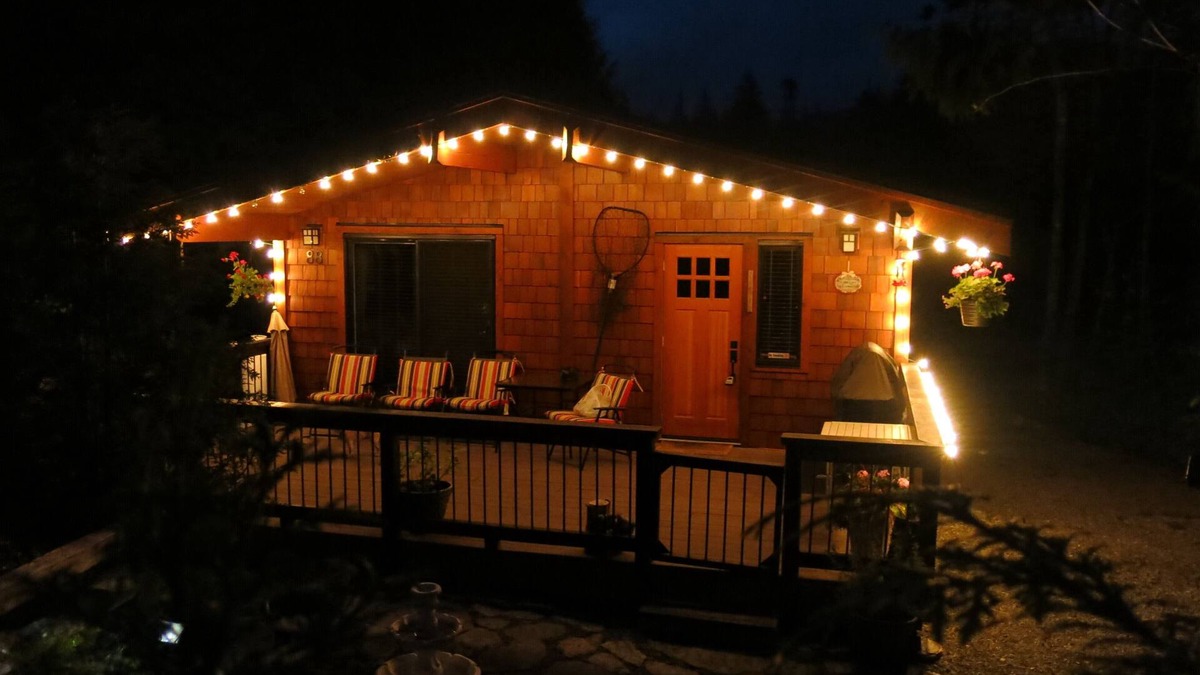 Port Renfrew Cottage | Welcome to Port Renfrew's pet friendly residence