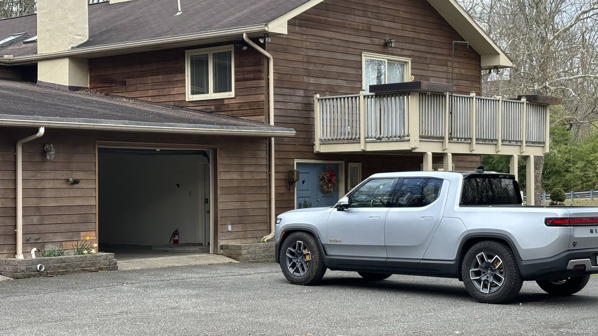 Parker Ford House | Welcome to Sanatoga Springs! Your private lake house.