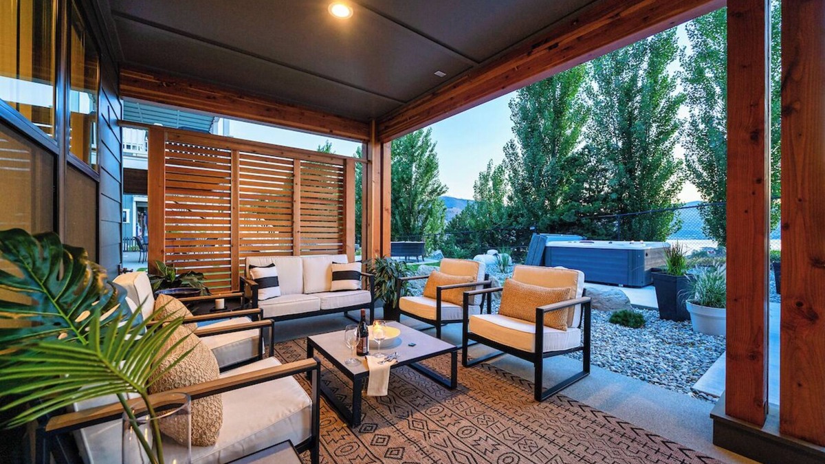 Chelan House | Welcome to Summersalts at The Lookout at Lake Chelan