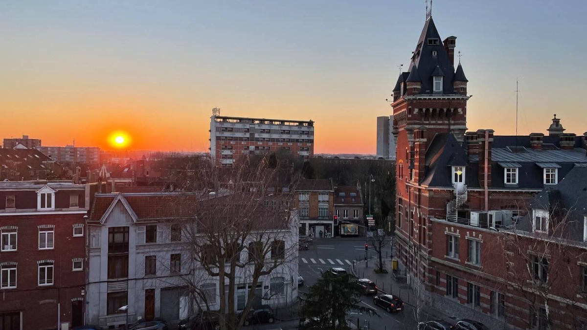Lille Apartment | Welcome to Sunset ☀️