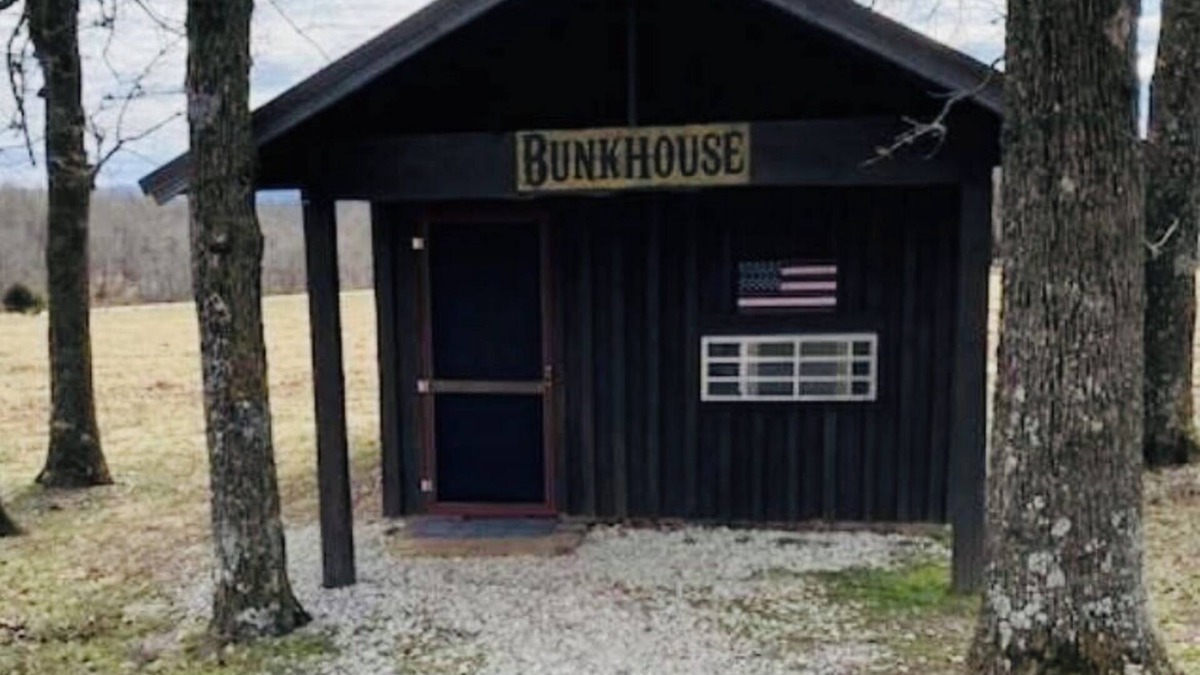 Compton Cabin | Welcome to the Bunkhouse cabin at Elkhorn Cabins