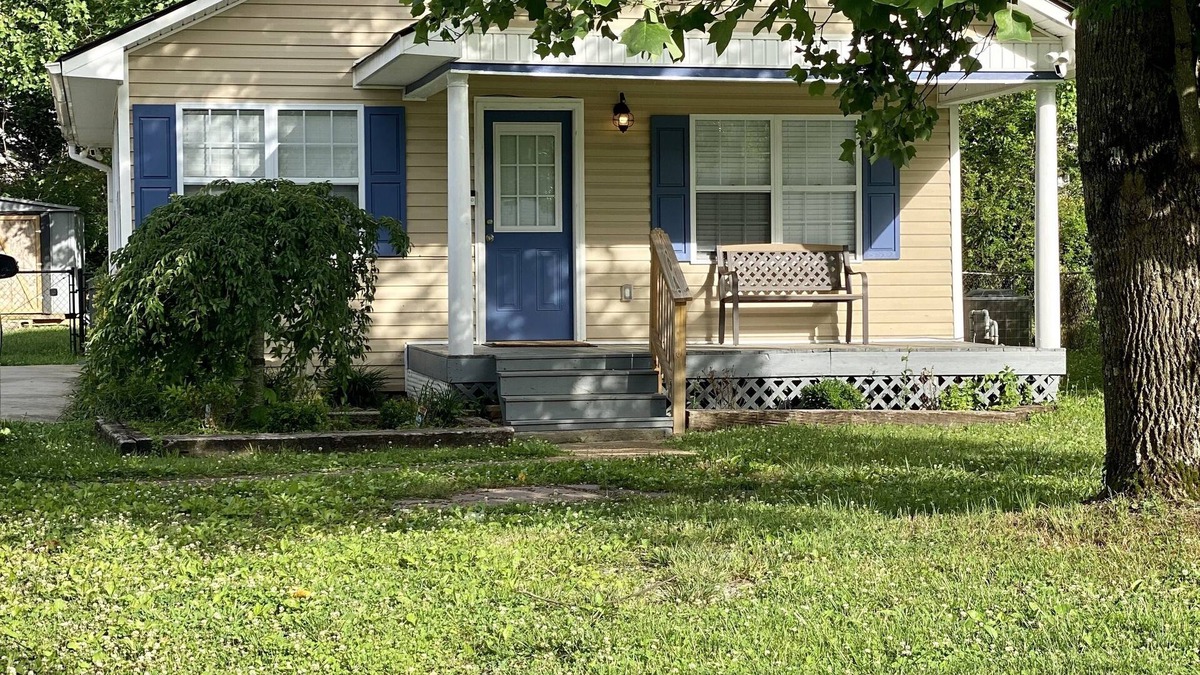 Red Bank House | Welcome to the Chatta"noodle" house!