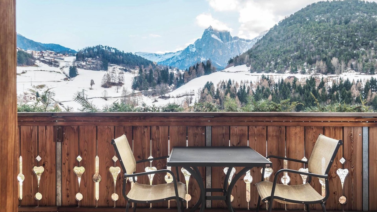 Tisana Apartment | Welcome to the Farm - "Fewo Vajolet Paalhof" with Mountain View