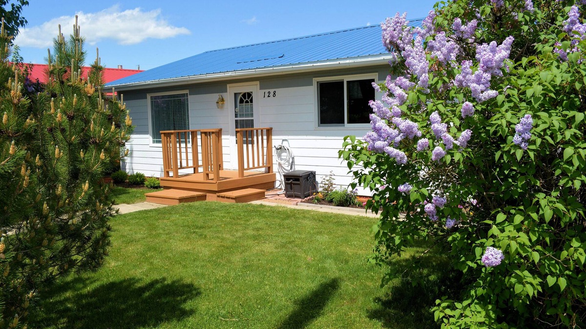 South Browning House | Welcome to the Farmer's Inn