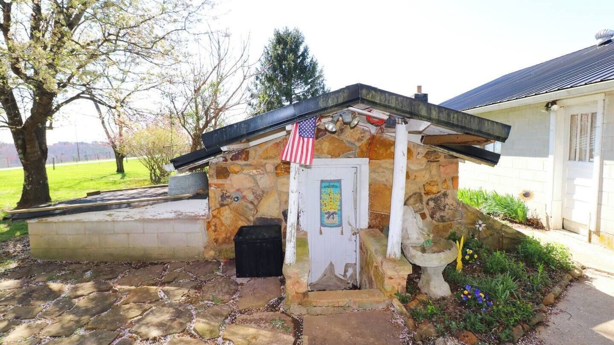 Lily House | Welcome to the Farmhouse at Cold Hill