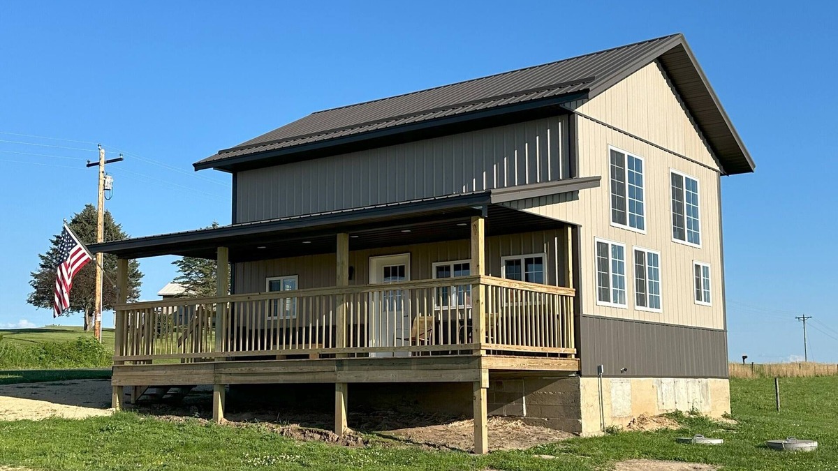 Vernon County Cabin | Welcome to The Fox Farm cabin