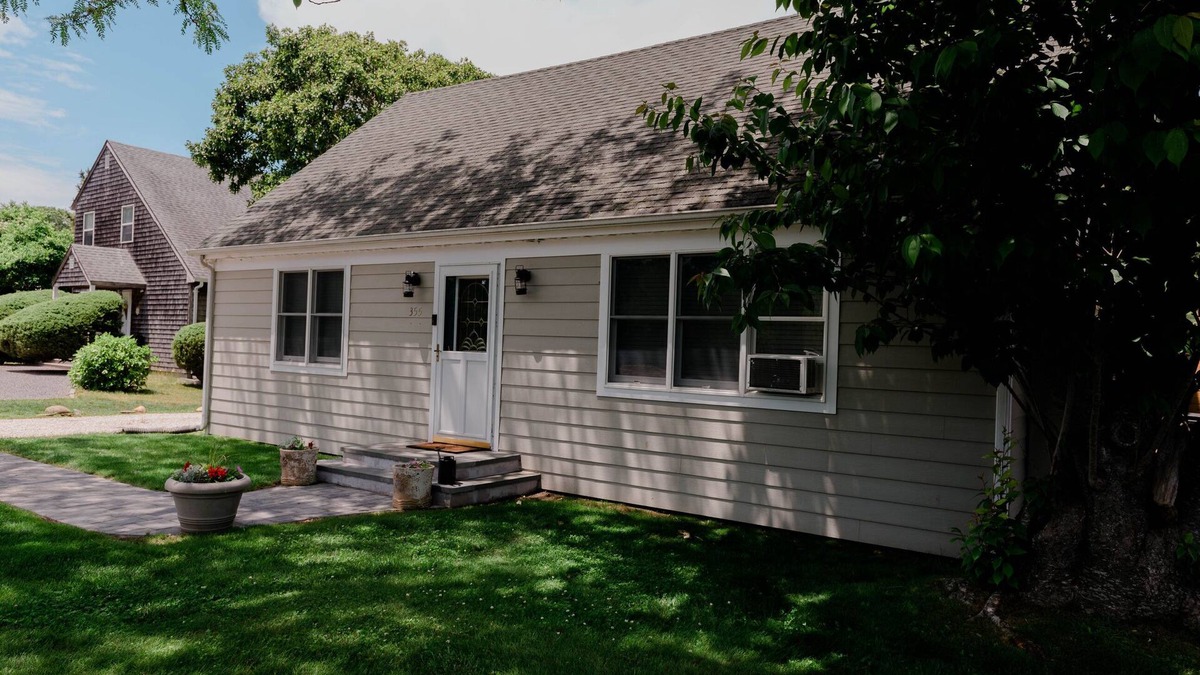 Culloden Shores House | Welcome to The Harbor House