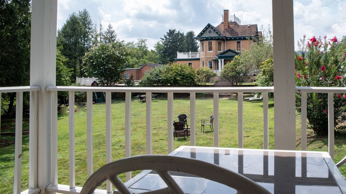 Sutton Bed & Breakfast | Welcome to the historic Elk River Hotel & Cafe! Located riverfront on the beautiful Elk River, and just 2 miles from I-79, you are moments away from all that the Sutton area has to offer. Guest in town to enjoy the gorgeous outdoor scenery and recrea