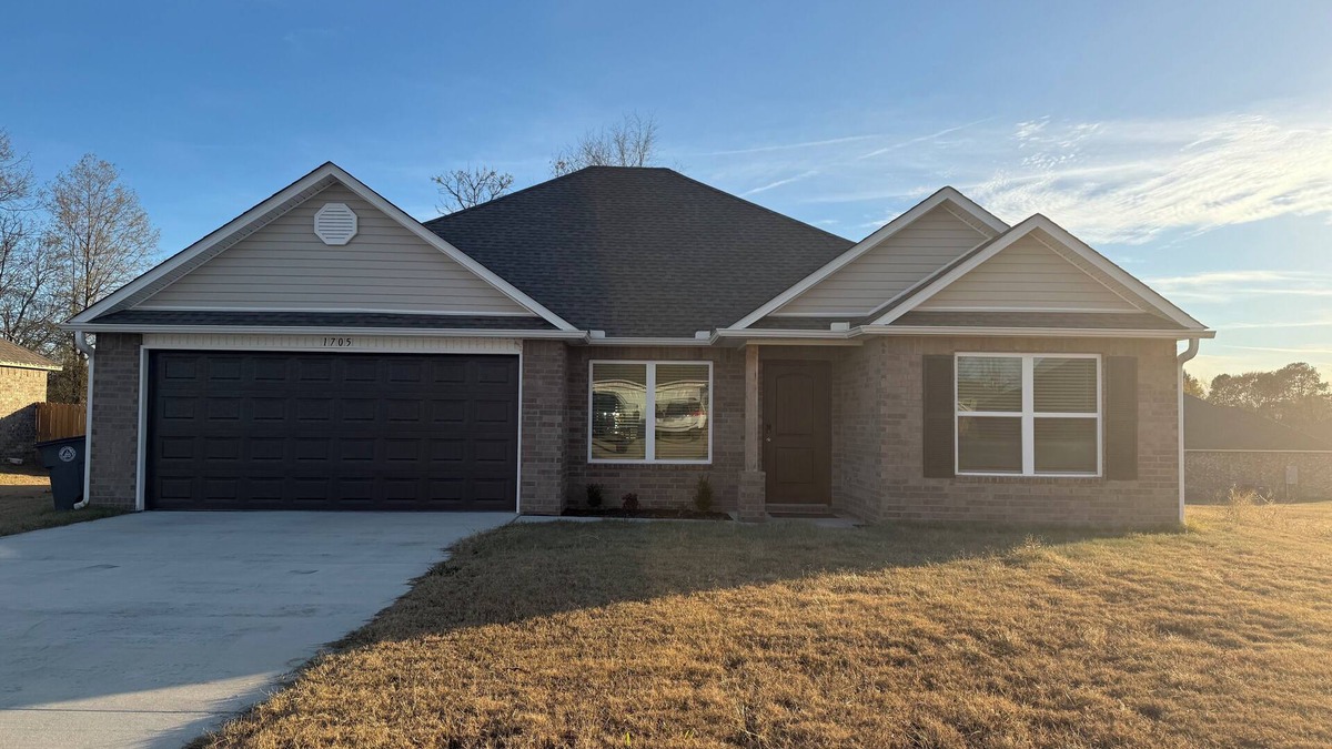 Searcy House | Welcome to The JOY House, a peaceful retreat perfect for the whole family!